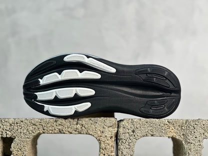 GEL-NIMBUS 28 Black/Silver