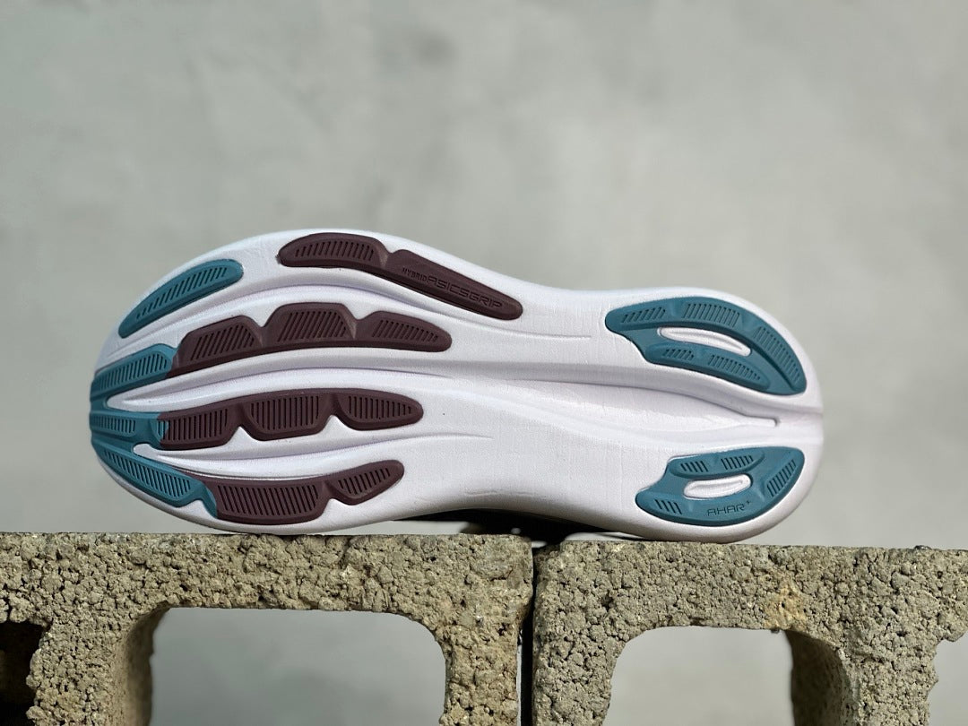 GEL-NIMBUS 28 Light Blue