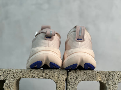 GEL-NIMBUS 28 Beige Pink