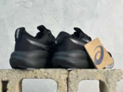 GEL-NIMBUS 28 Black/Silver