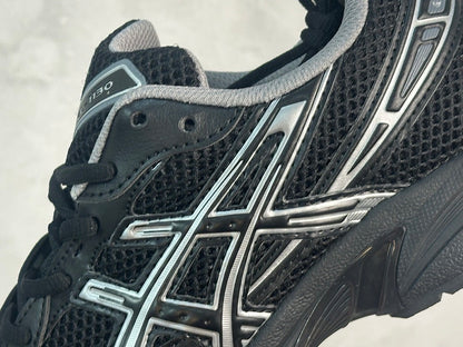 Gel-1130 Black/Pure Silver