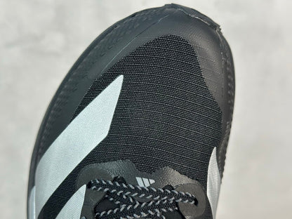 Evo SL Black / White