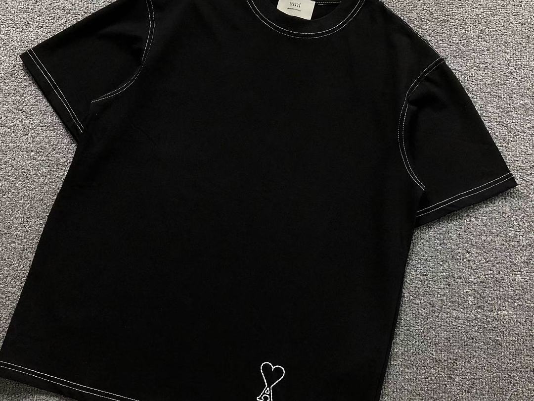 T-Shirts Ami Paris