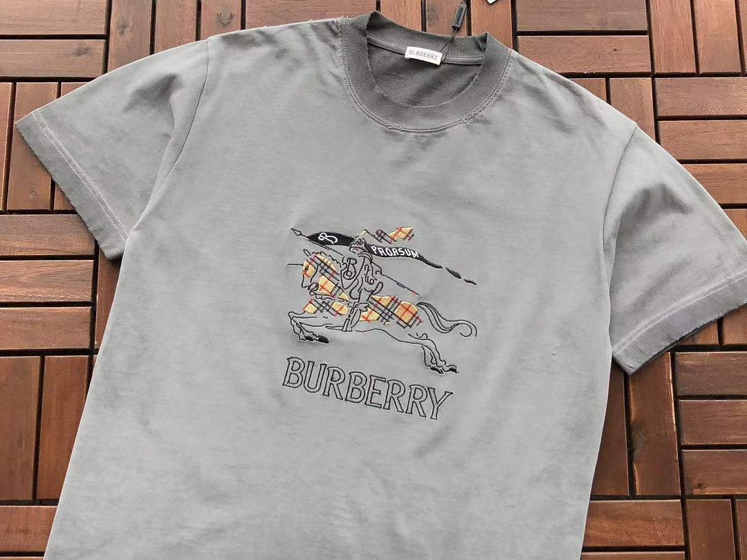 T-Shirts BB