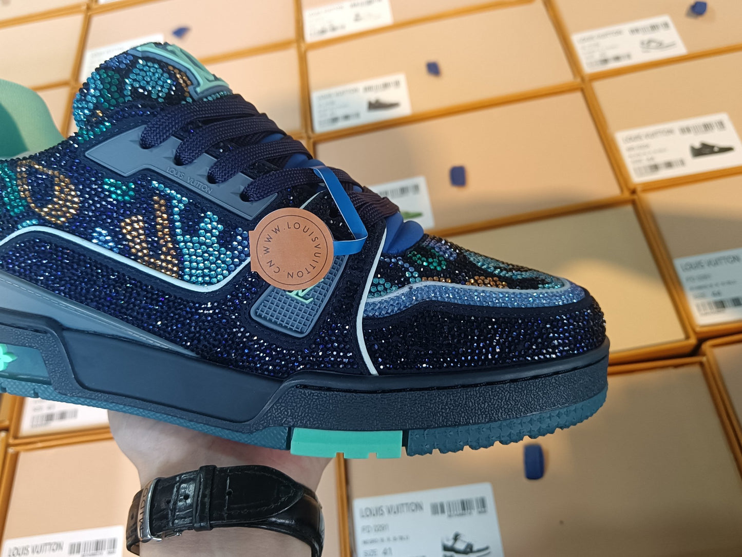 Trainer Crystal Blue