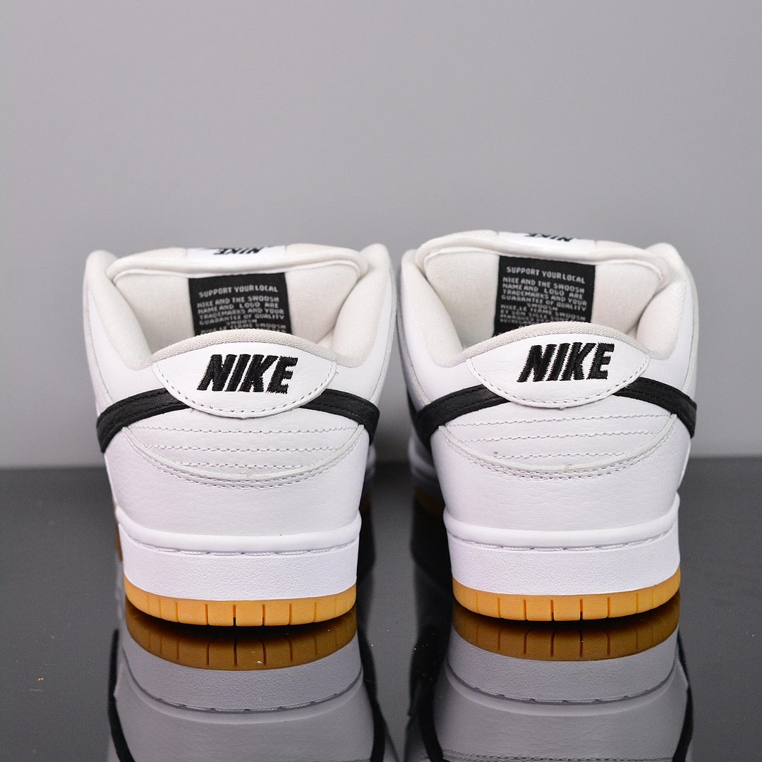 Dunk SB White Gum