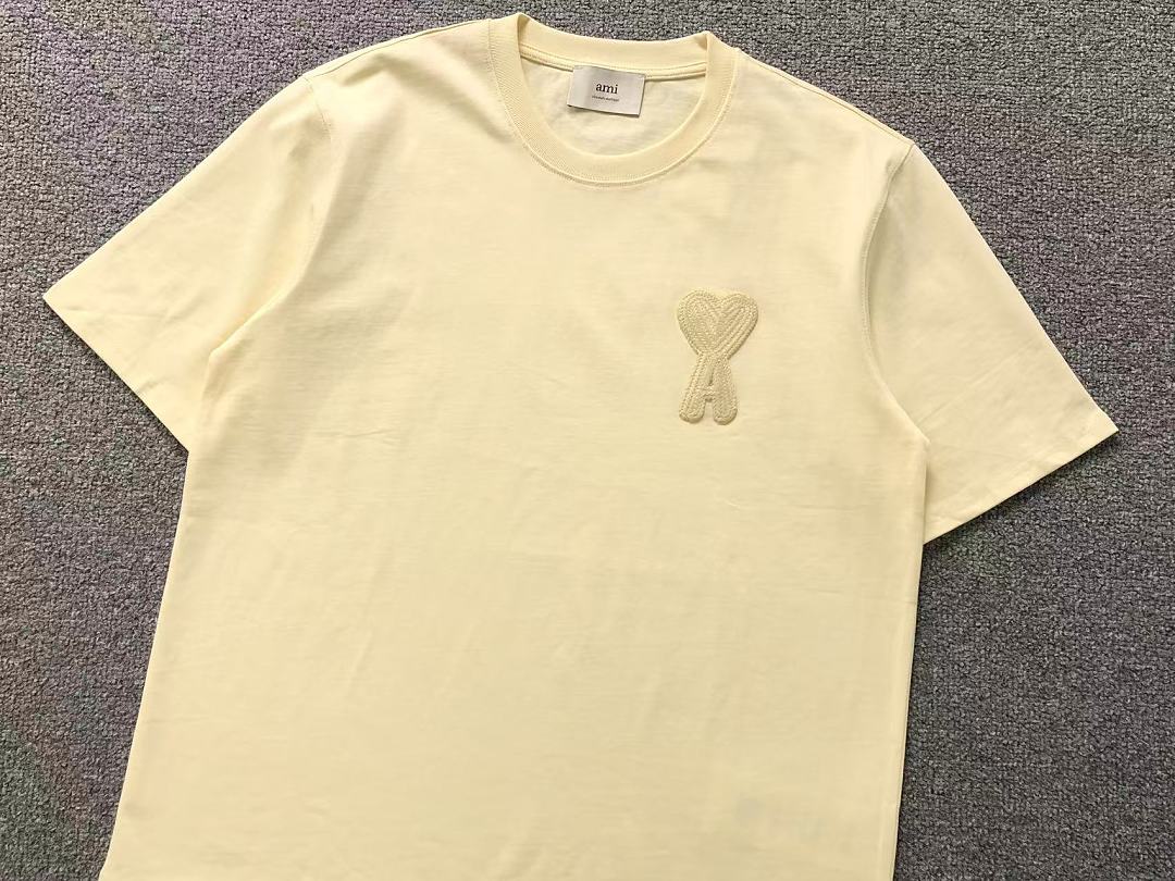 T-Shirts Ami Paris