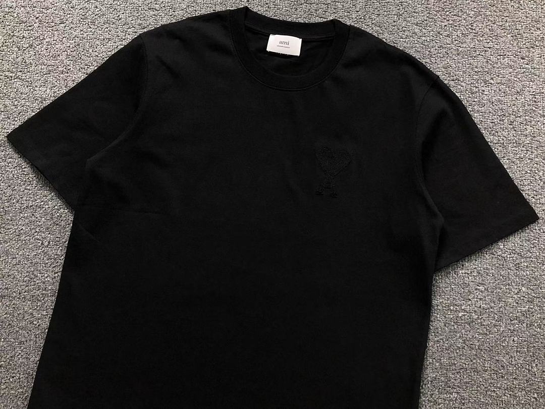 T-Shirts Ami Paris