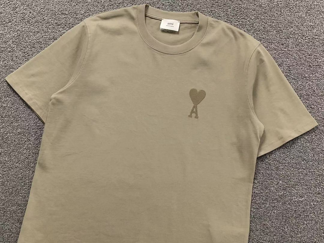 T-Shirts Ami Paris