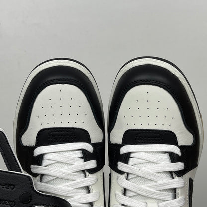 Out Of Office White Pure Panda