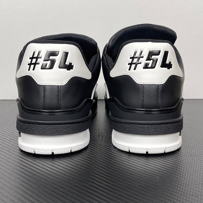 Trainer Black and Grey