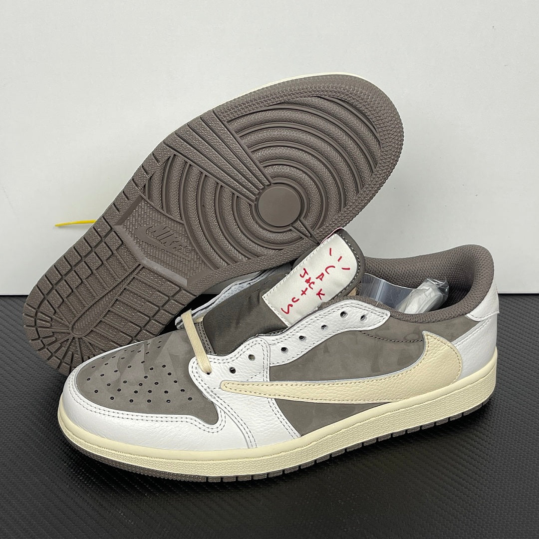 AJ1 Travis Reverse Mocha