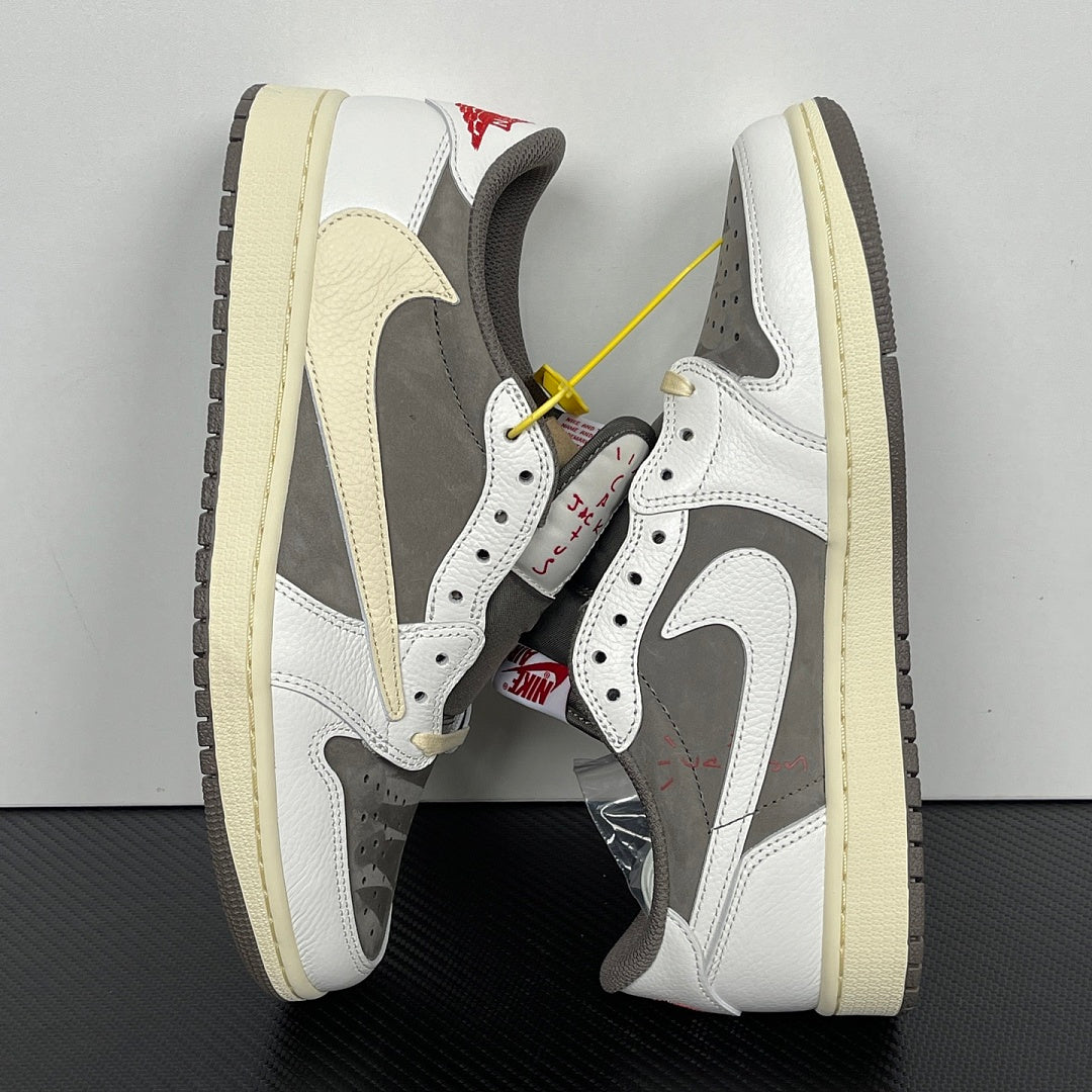 AJ1 Travis Reverse Mocha