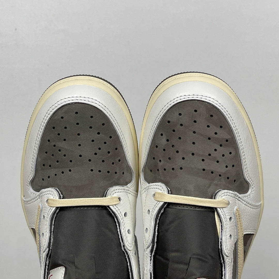 AJ1 Travis Reverse Mocha