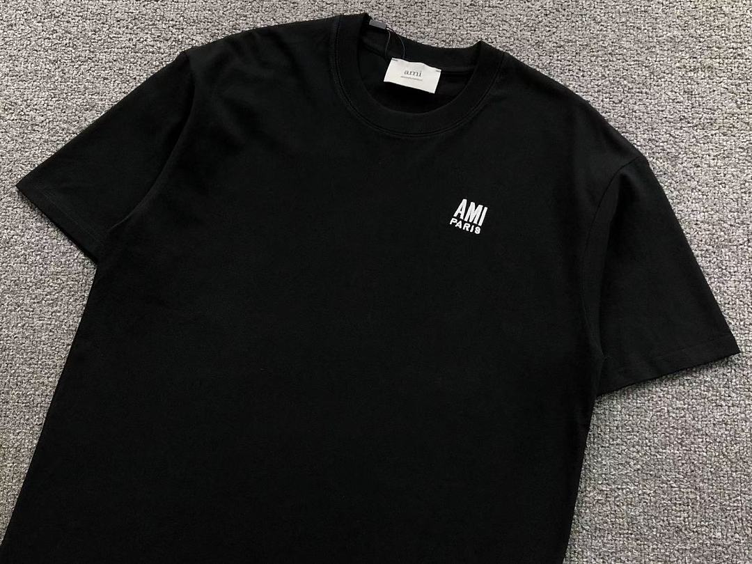 T-Shirts Ami Paris