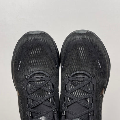 Vomero 18 Black