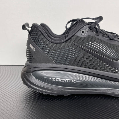 Vomero 18 Black