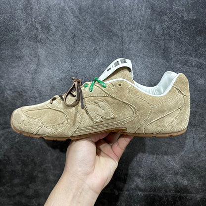 Miu Miu Brown