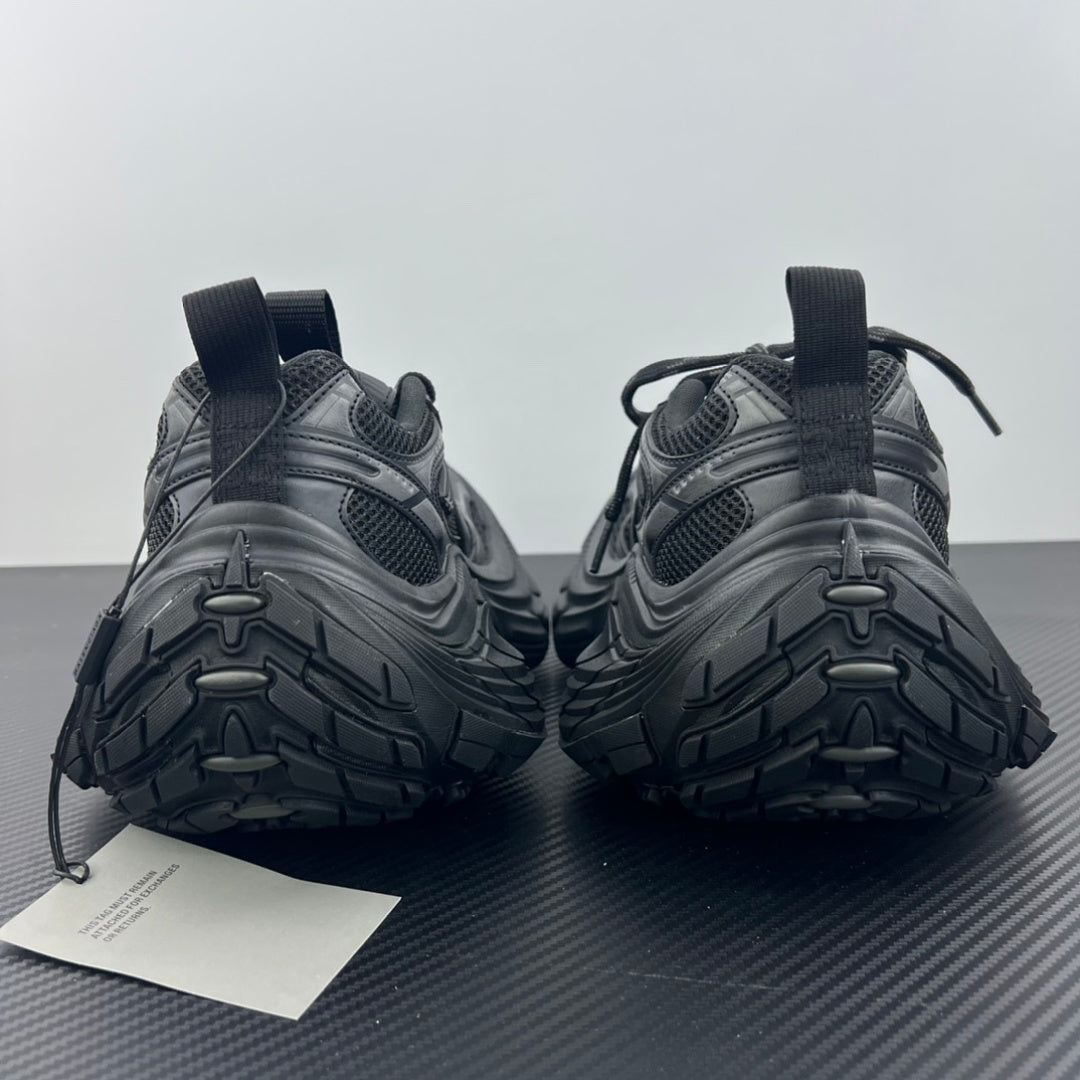 BLG 10XL Triple Black