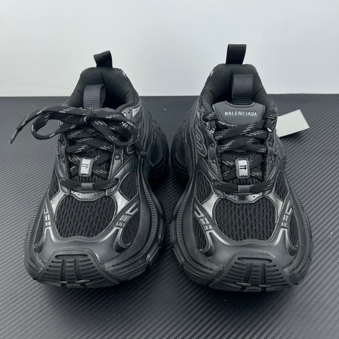 BLG 10XL Triple Black