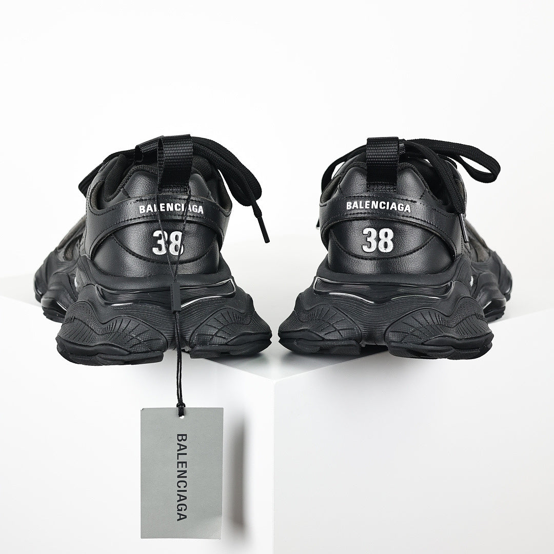 BLG Cargo Black