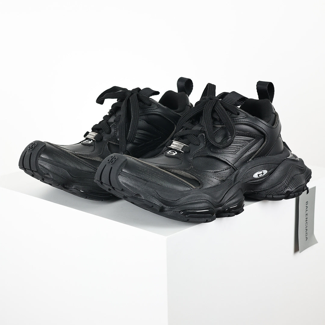 BLG Cargo Black