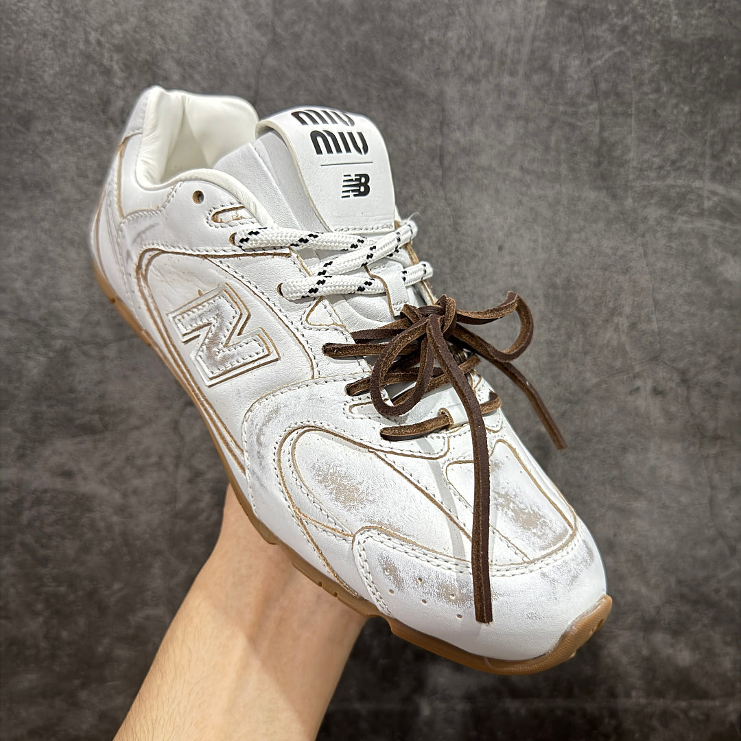 Nb MIU MIU