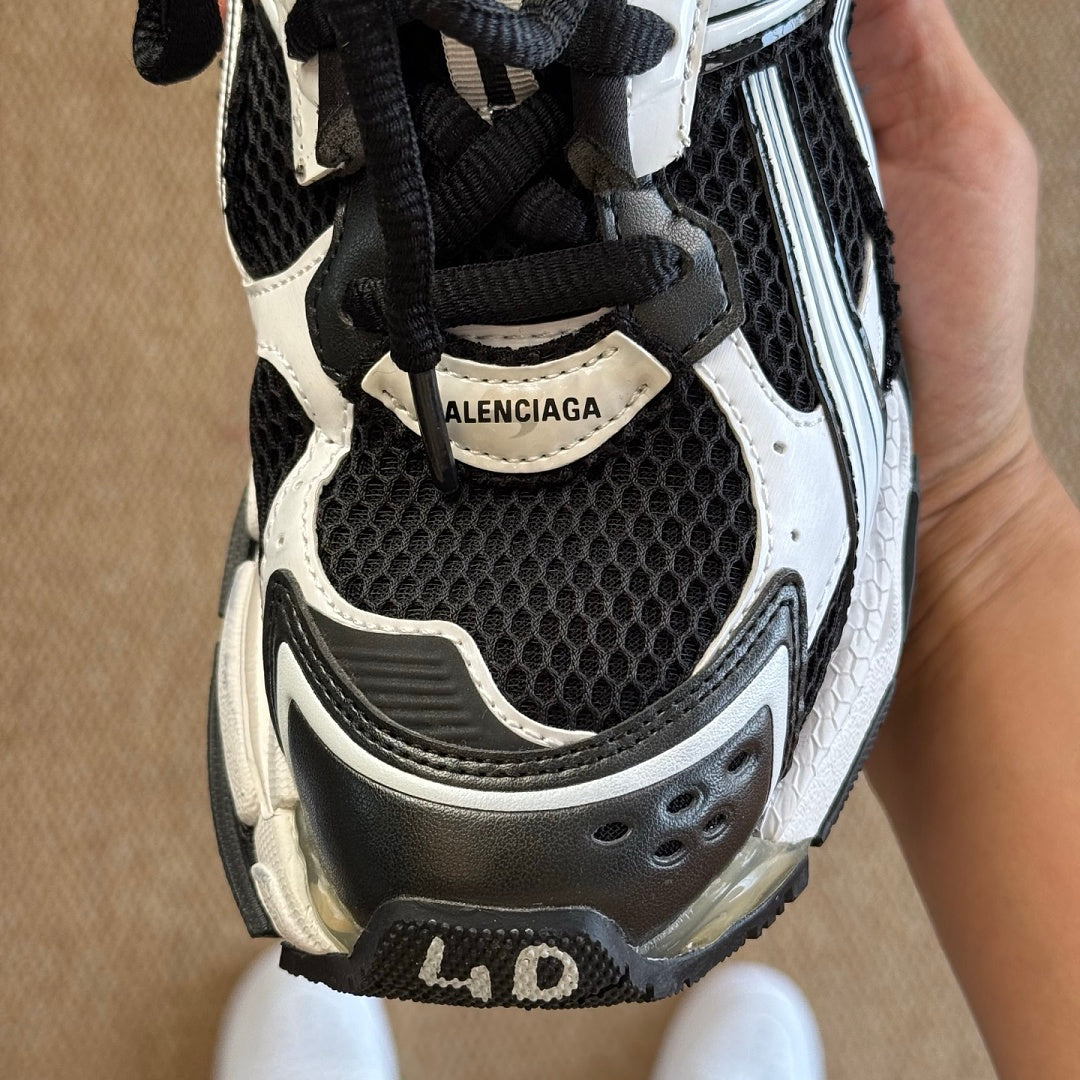 BLG Runner 7.0 White Black