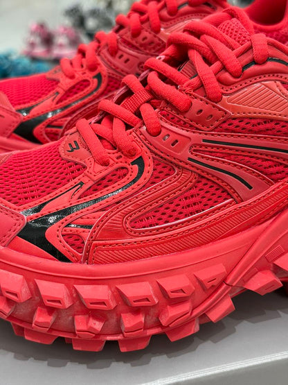 Defender Rubber Platform Red/Black
