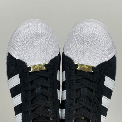 Superstar Black and White