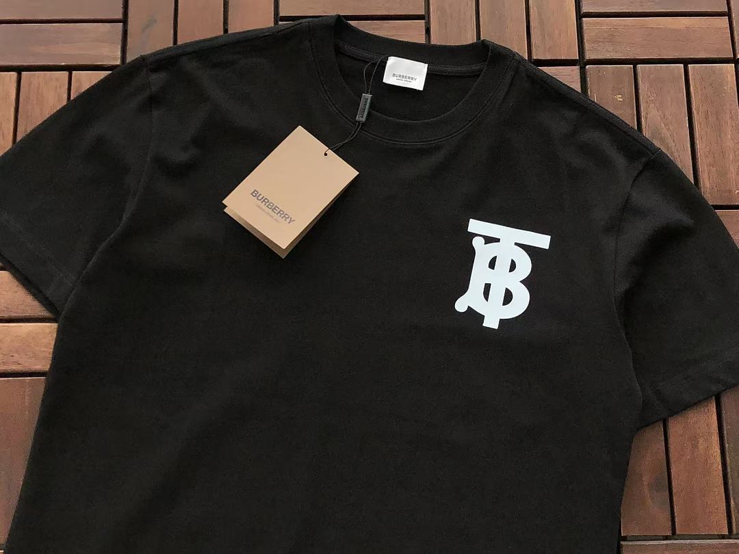 T-Shirts BB