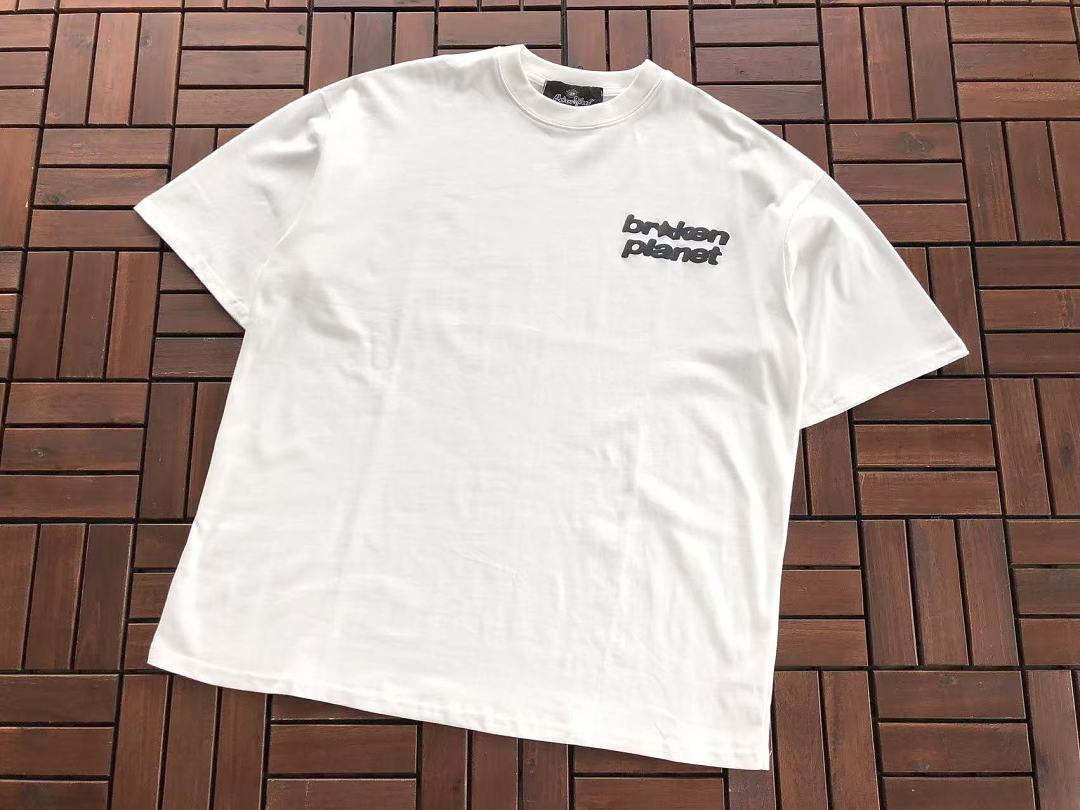 T-Shirt Broken Planet