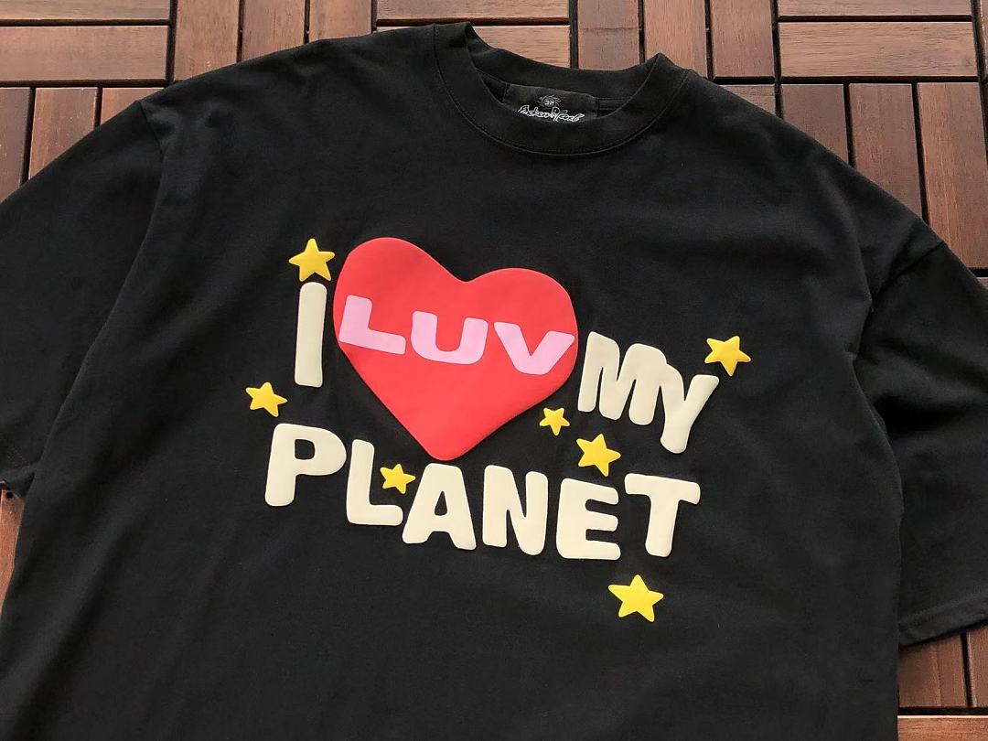 T-Shirt Broken Planet