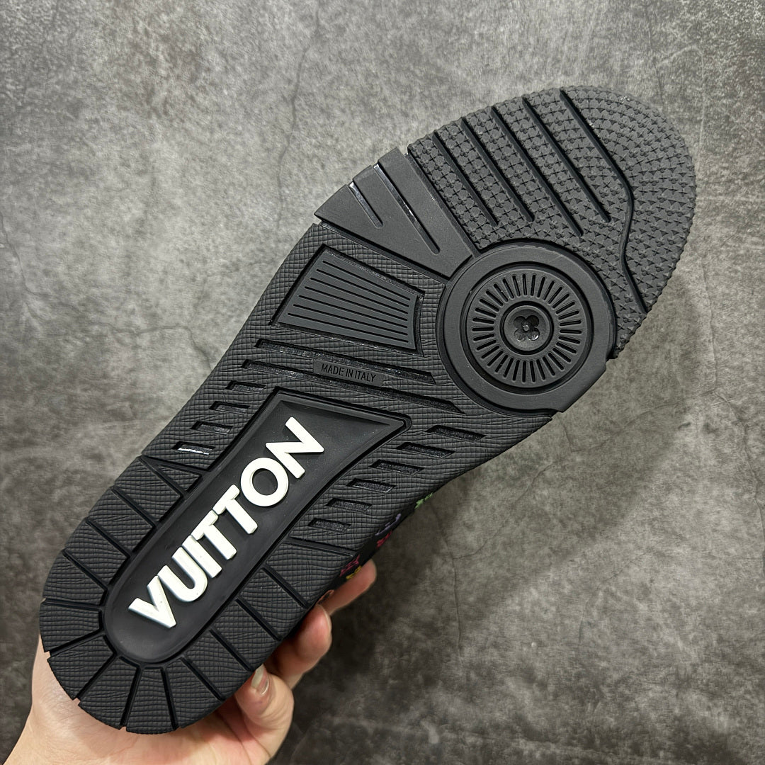 Trainer Monogram Black