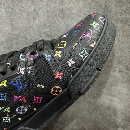 Trainer Monogram Black