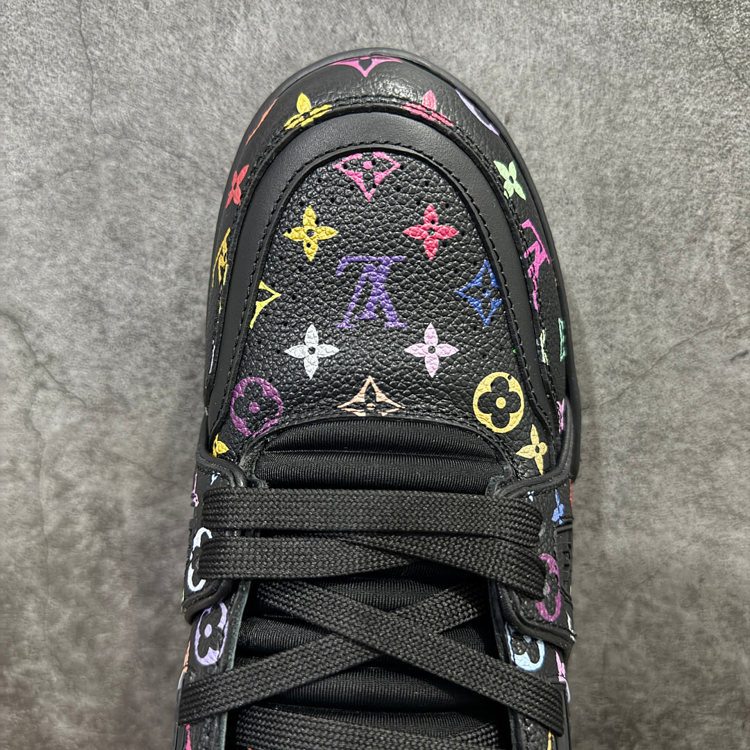 Trainer Monogram Black