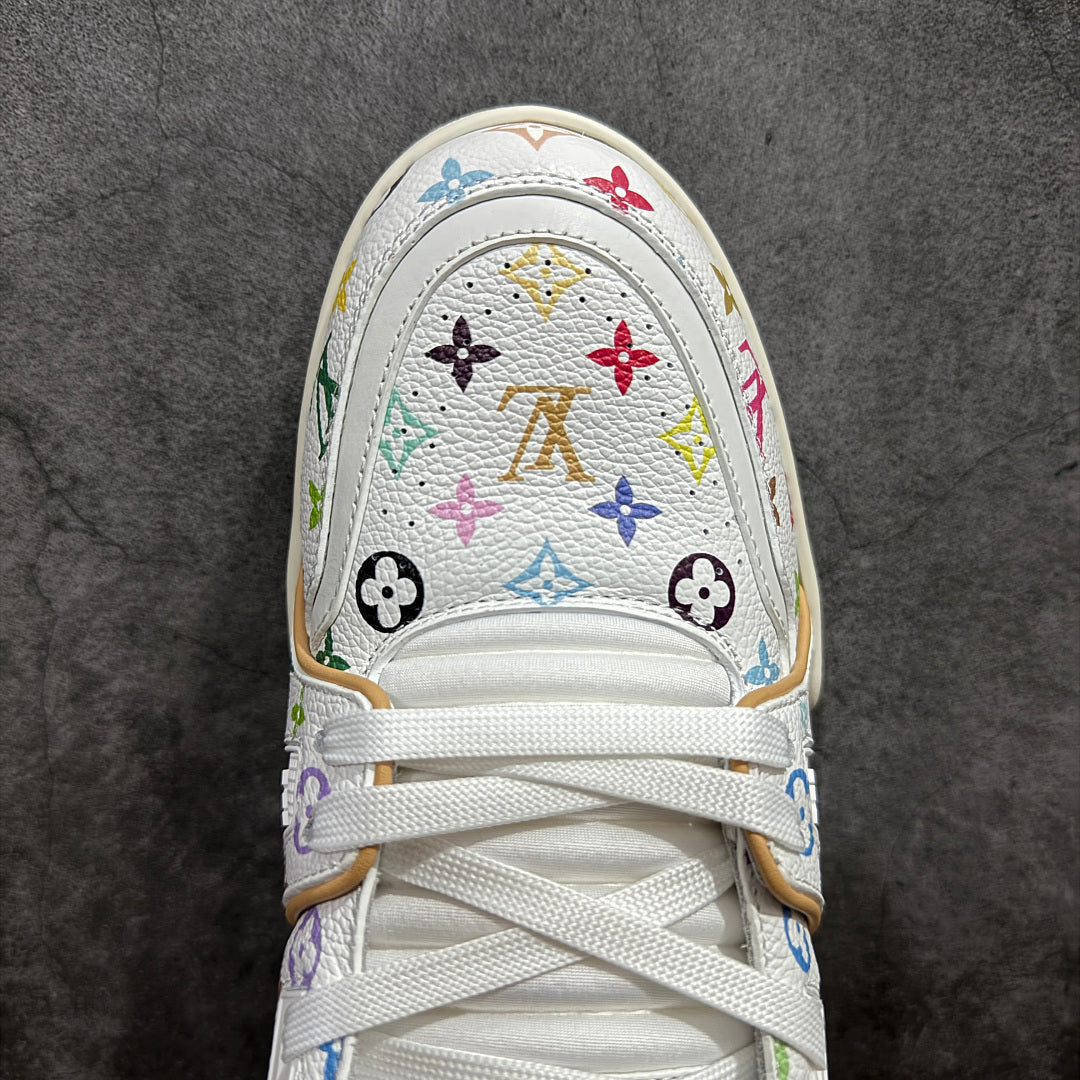 Trainer Monogram White