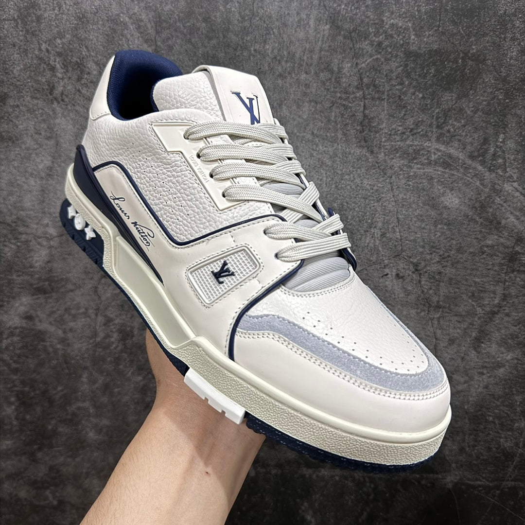 Trainer White and Blue