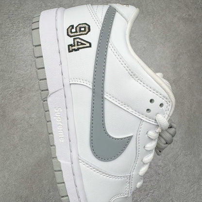 Dunk SB Supreme 94 White Metallic Silver