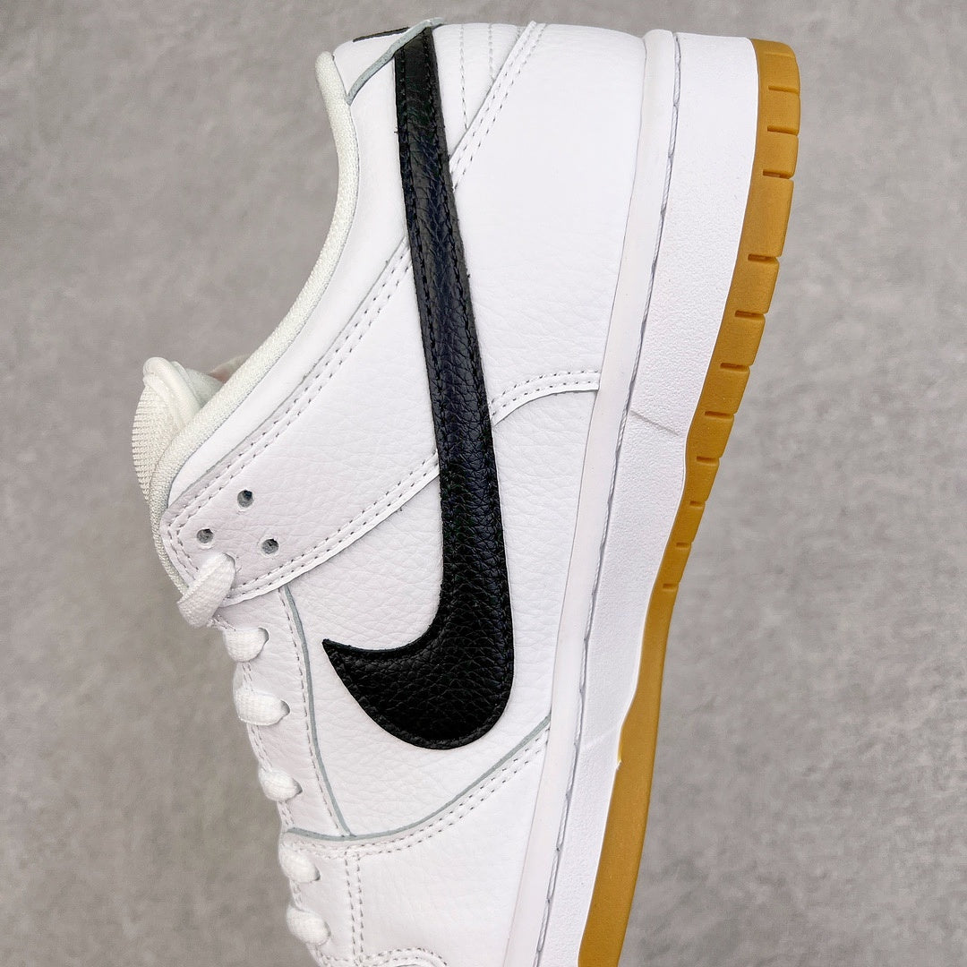 Dunk SB White Gum