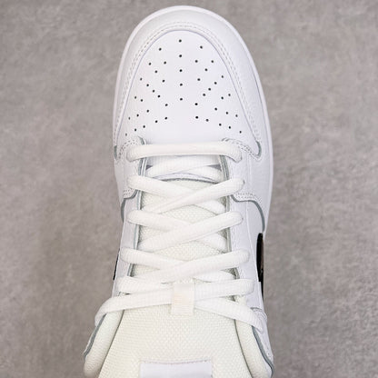 Dunk SB White Gum