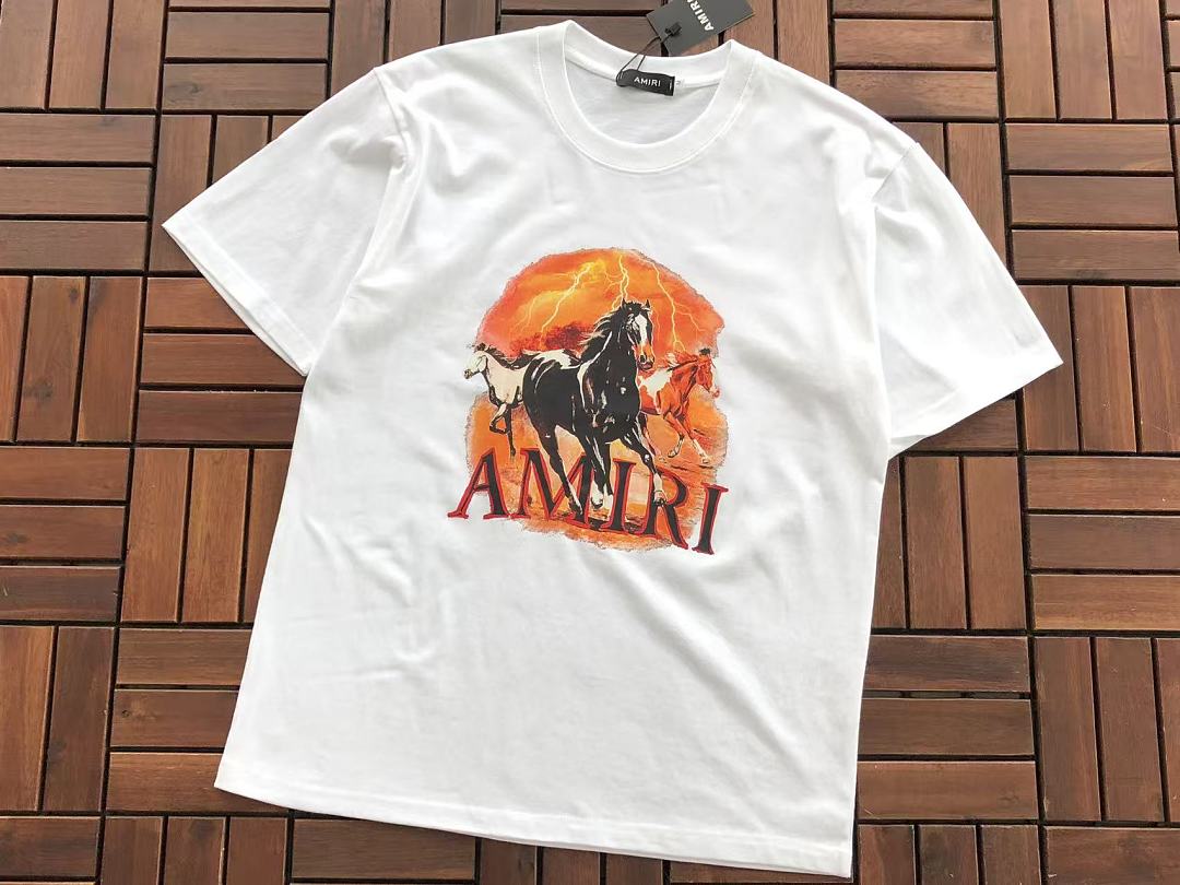 T-shirts Ami