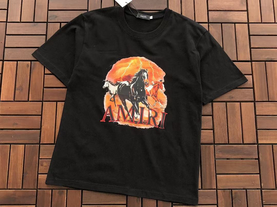 T-shirts Ami