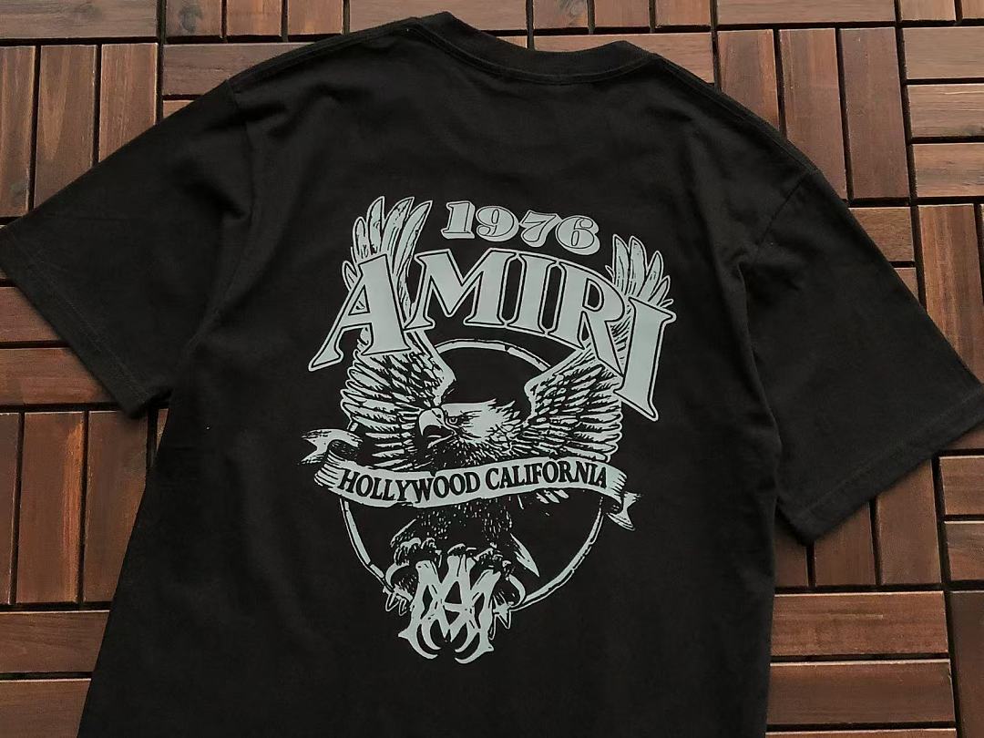T-shirts Ami