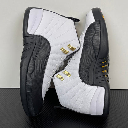 12 Retro Black and White