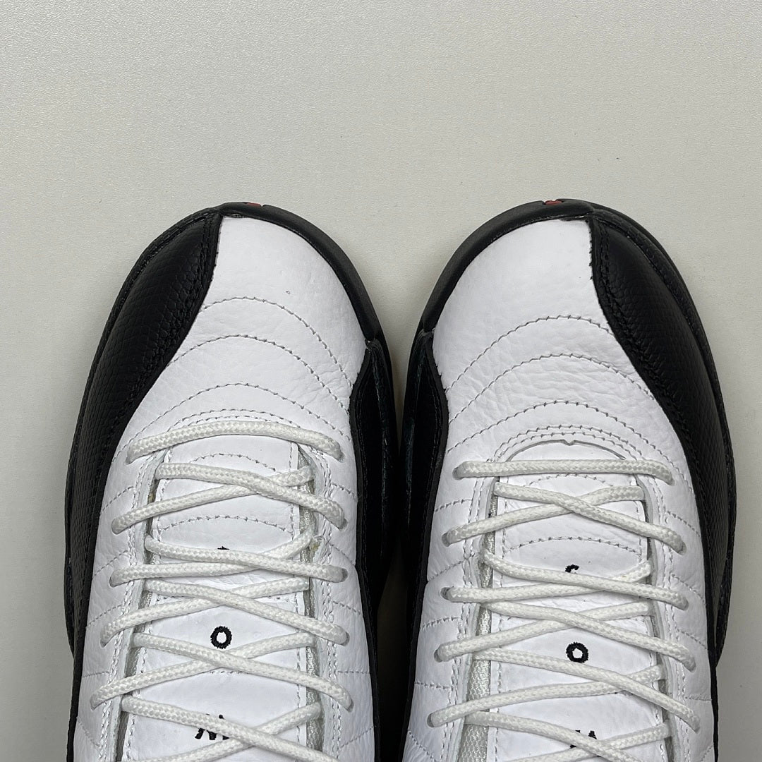 12 Retro Black and White