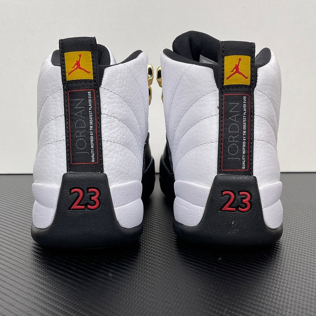 12 Retro Black and White