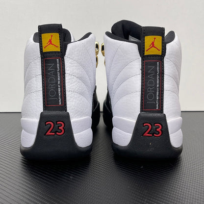 12 Retro Black and White