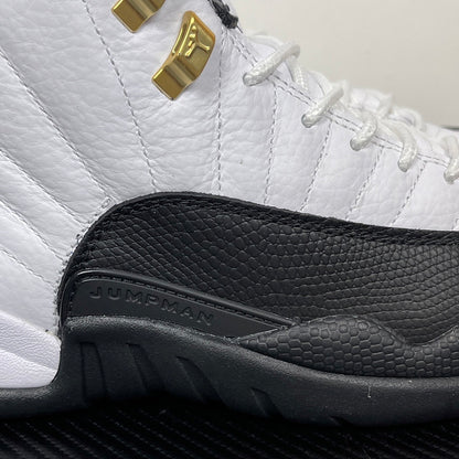 12 Retro Black and White
