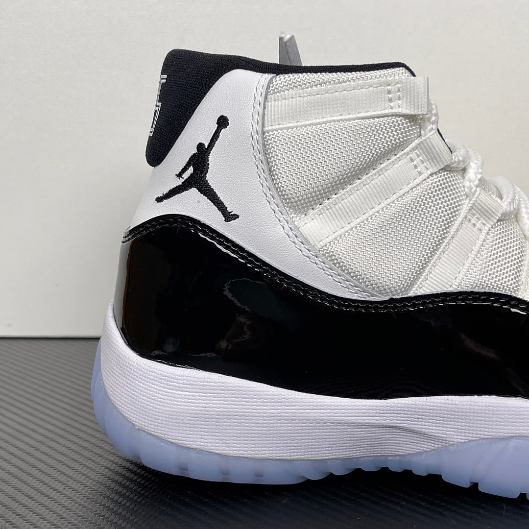 Jordan 11 Retro Concord